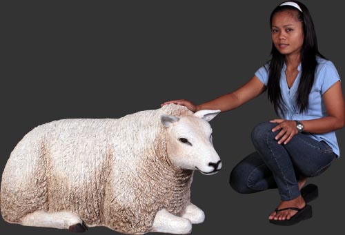 Texelaar Ewe Sheep- Lying Down / Fiberglass