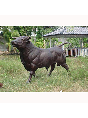 Bronze Giant Bull