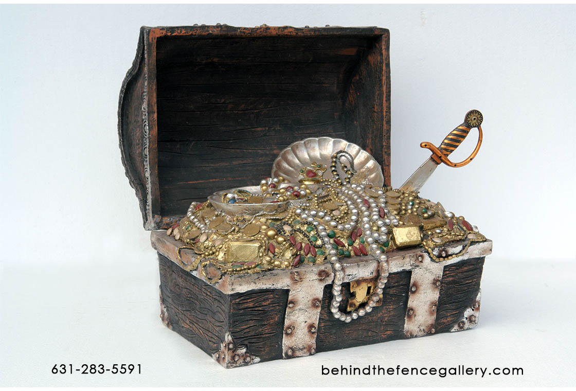 Pirates' Treasure Box - Click Image to Close