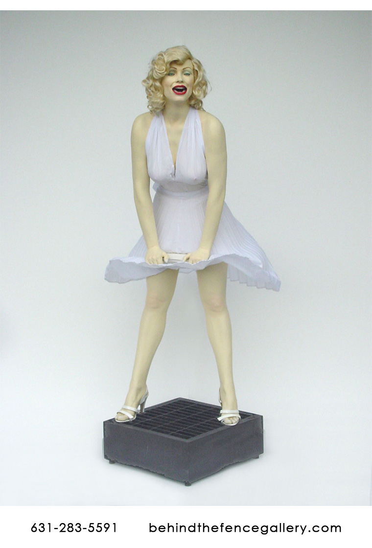 Marilyn Monroe Statue - Click Image to Close