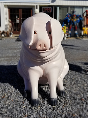 Sitting Pig Statue