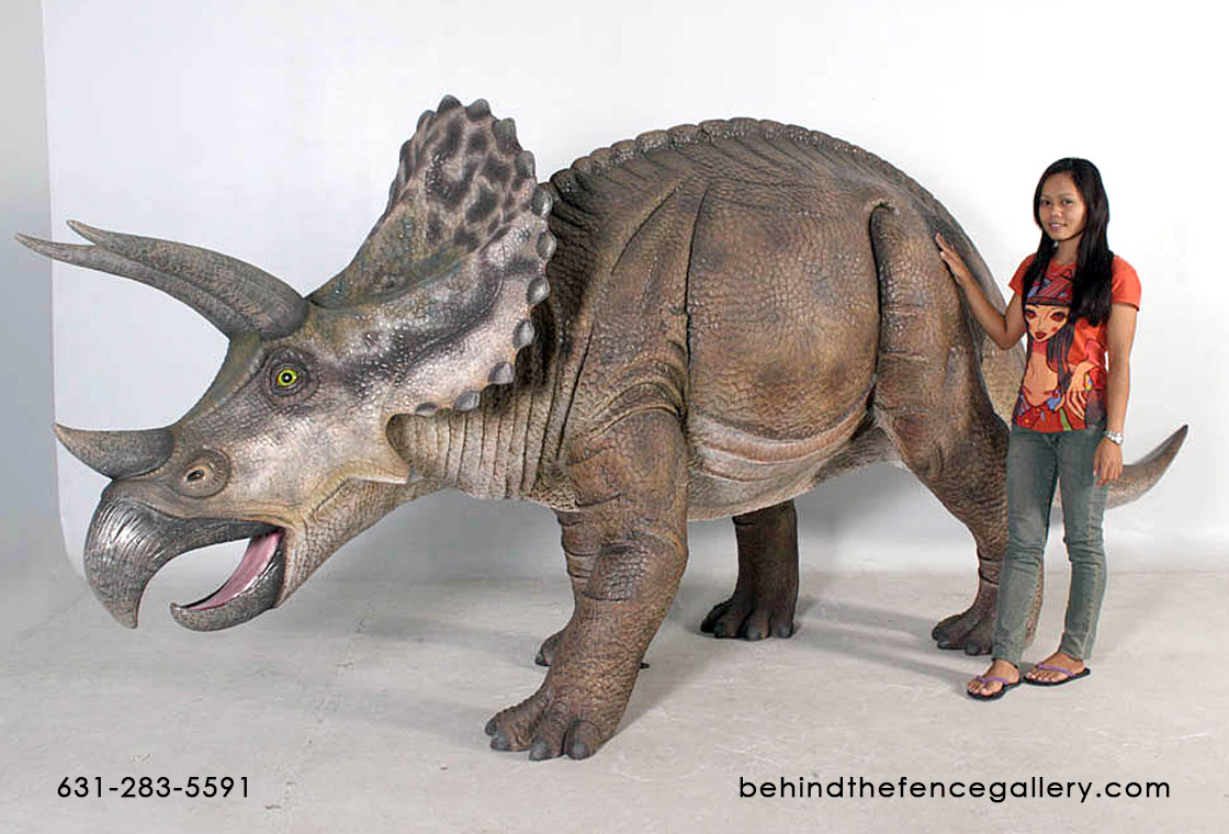 Triceratops Dinosaur Statue - Click Image to Close