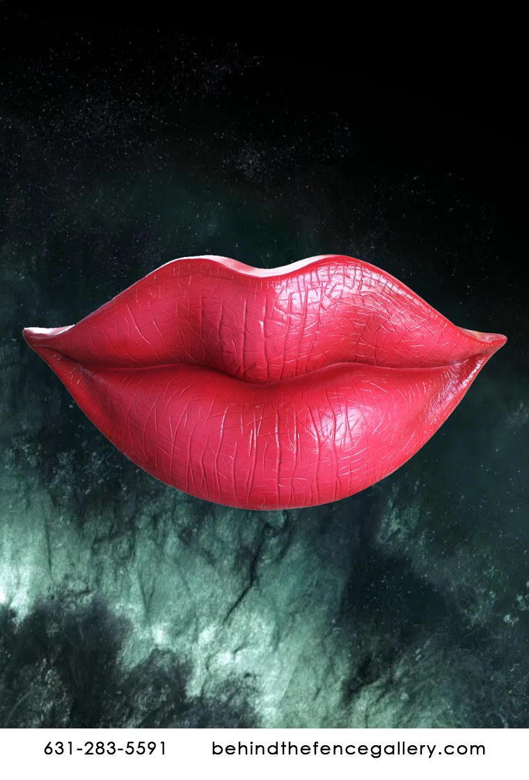 Wall Mounted Red Lips Statue