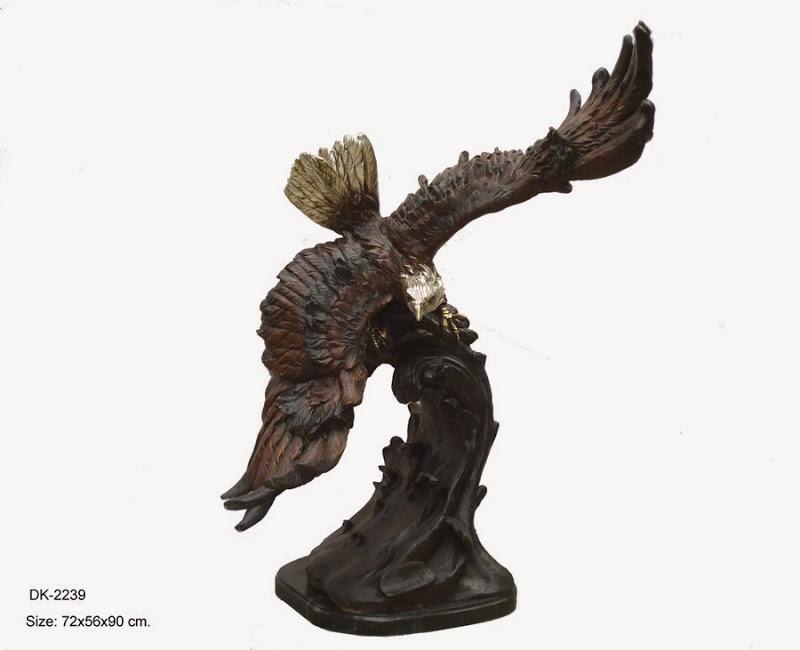 Flying Eagle Left 36"