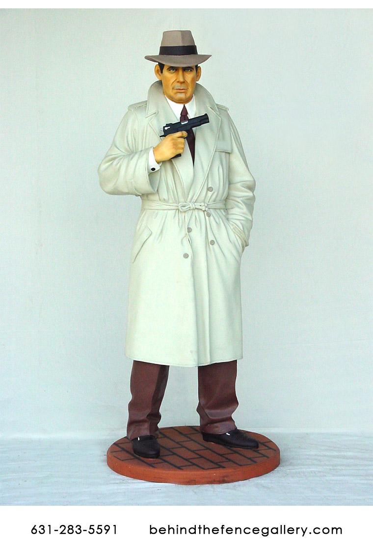 Humphrey Bogart Statue