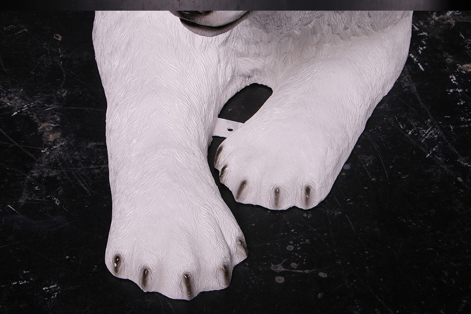 Life Size Polar Bear Mother and Cub Statue