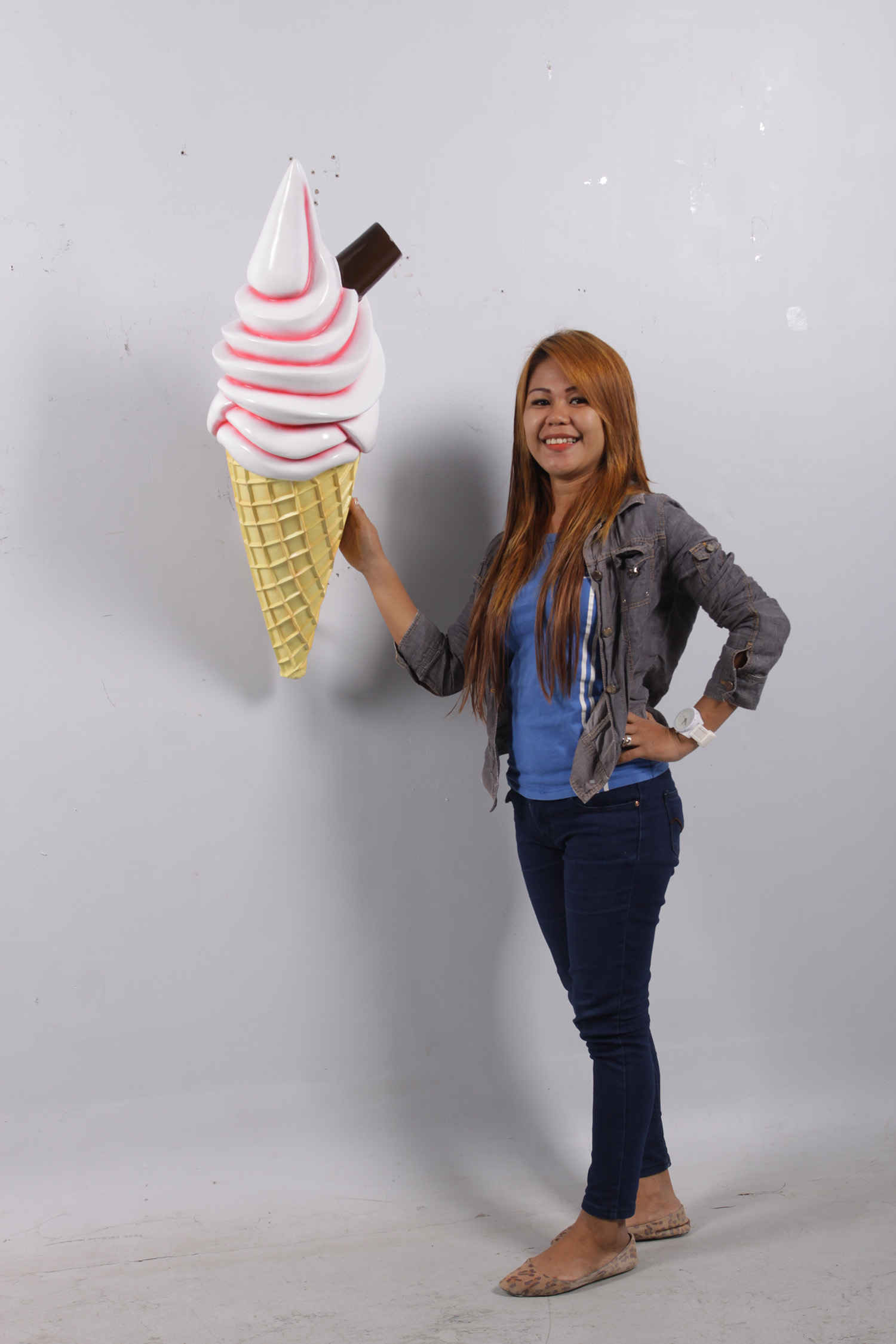 Mini Soft Serve Ice Cream Wall Mount
