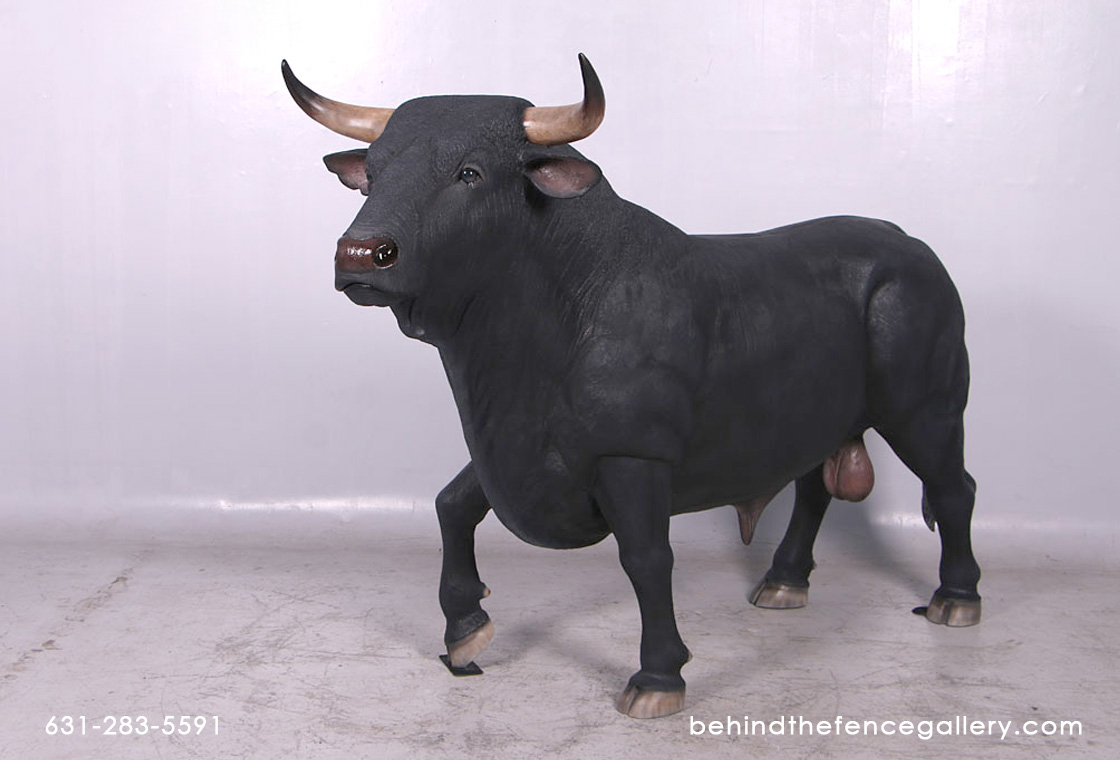 Life Size Spanish Fighting Bull Fiberglass Resin Statue Life Size Spanish Fighting Bull Fiberglass Resin Statue